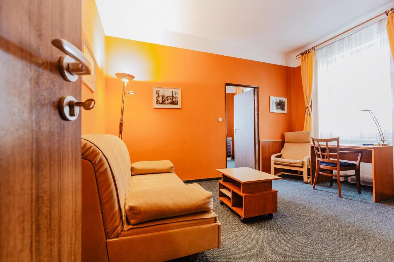 Hotel U Valdicke Brany Jičín 外观 照片